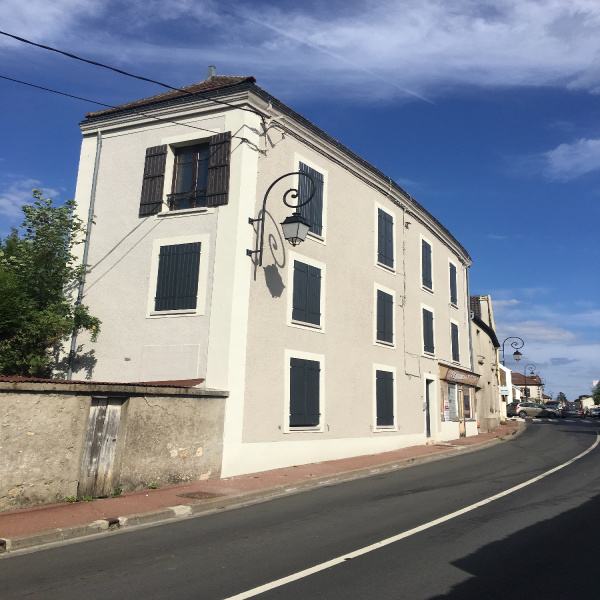 Offres de location Appartement Neauphle-le-Château 78640